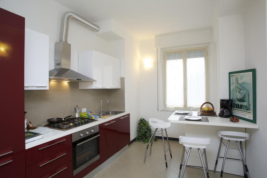 Riviera Apartments Levanto Szoba fotó