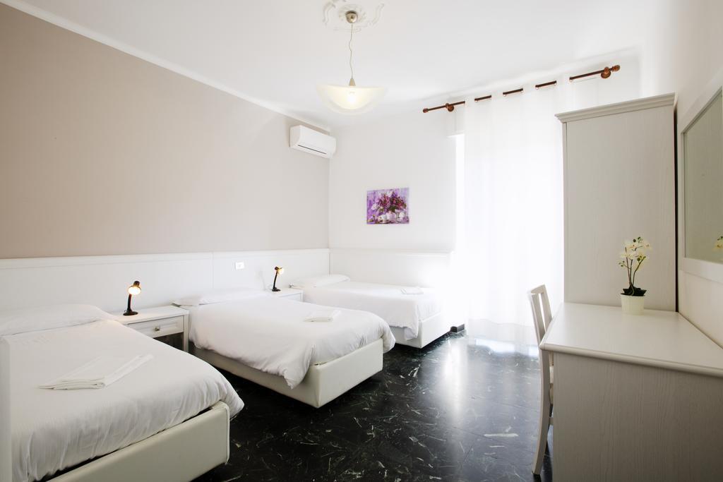 Riviera Apartments Levanto Kültér fotó
